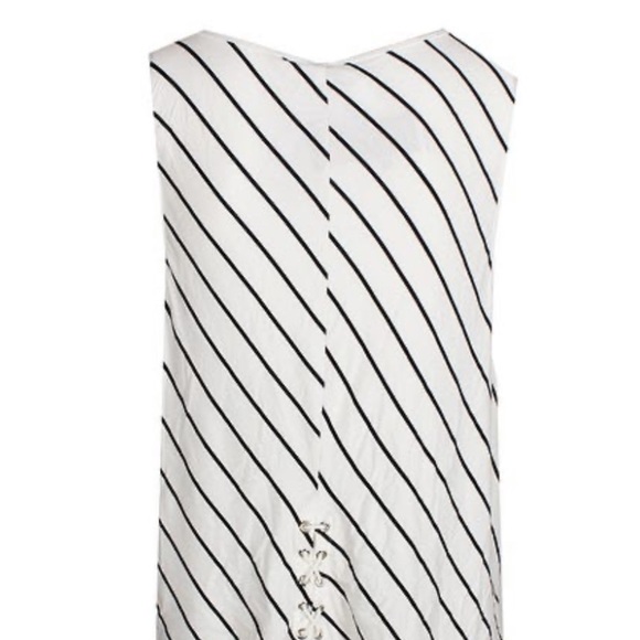 Kensie White and Black Striped Cropped Tank Top - Picture 6 of 7